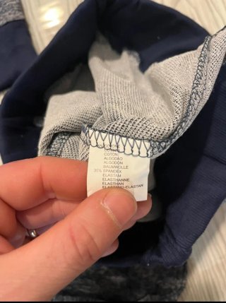 Chándal gris nuevo con etiquetas