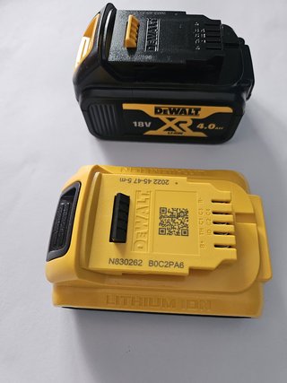 Taladro DeWalt DCD795 18V XR + 2 Baterías