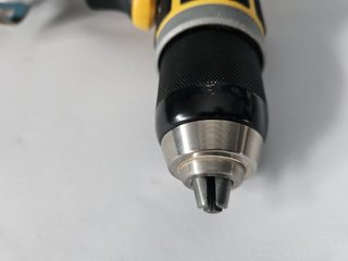 Taladro DeWalt DCD795 18V XR + 2 Baterías