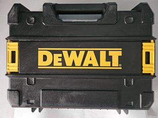 Taladro DeWalt DCD795 18V XR + 2 Baterías