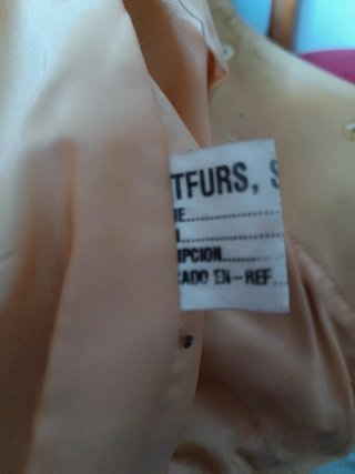 Chaqueta de piel amarilla