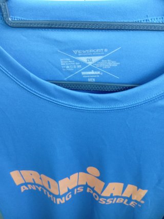 Camiseta Ironman Vitoria Gasteiz Azul