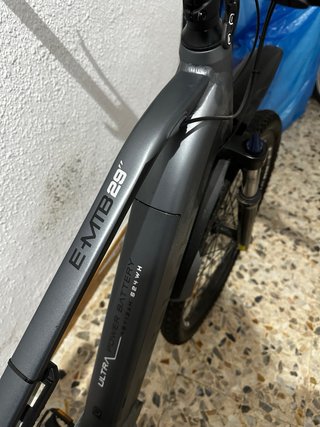 Bicicleta Eléctrica Negra