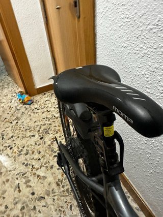 Bicicleta Eléctrica Negra