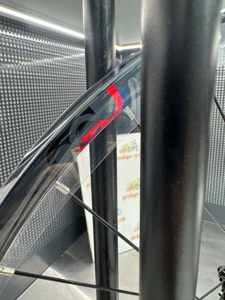 Rueda Trasera 27.5 Eje 8x135 6 Tornillos