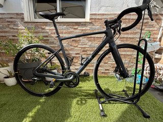 Bicicleta Carbono Van Rysel NCR Shimano Tiagra