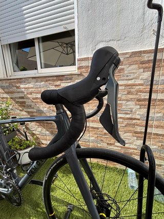 Bicicleta Carbono Van Rysel NCR Shimano Tiagra