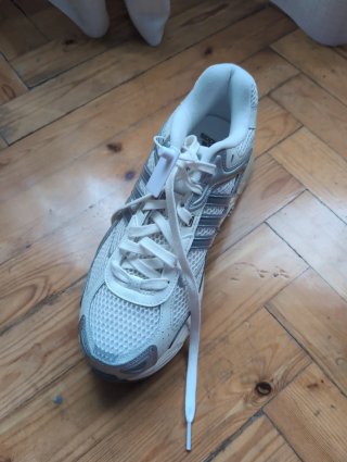 Zapatillas Adidas Response CL Blancas y Plateadas