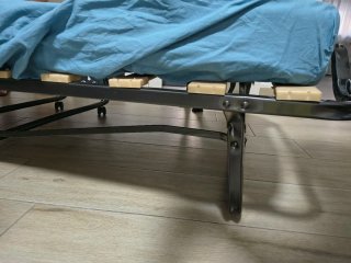 Letto pieghevole con doghe e materasso