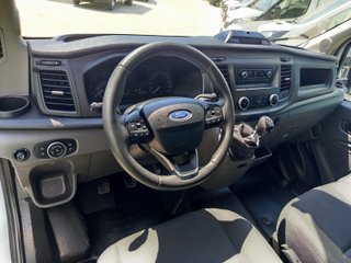 Ford Transit TREND CHASIS CAJA CERRADA TRAMPILLA
