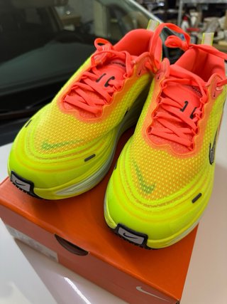 Nike Vomero Plus Running Talla 43