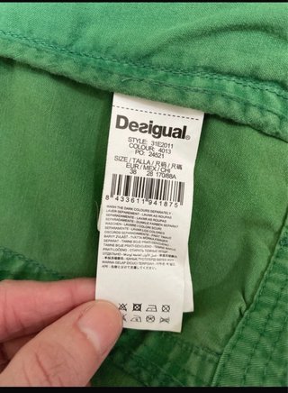 Cazadora Desigual verde sin estrenar