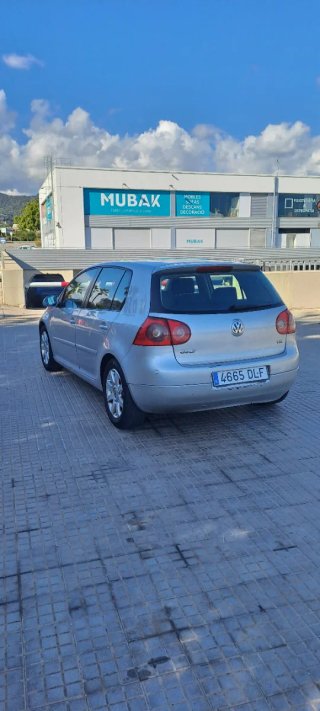 Volkswagen Golf 2005