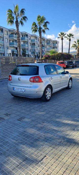 Volkswagen Golf 2005