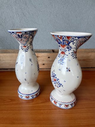 Vasi vintage in Feience francesi dipinti a mano