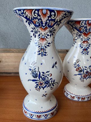 Vasi vintage in Feience francesi dipinti a mano