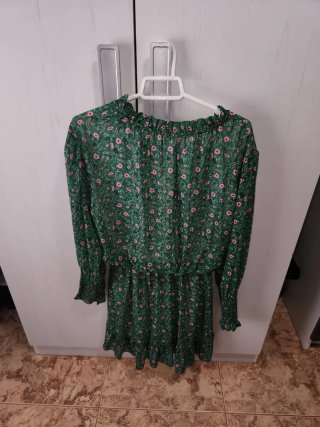 Vestido verde floral mujer