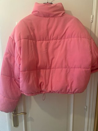Anorak oversize llamativo rosa