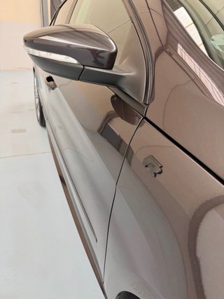 Volkswagen Passat CC R36 3.6 V6 4Motion DSG 2011
