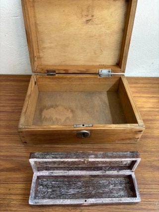 Scatole di legno antiche