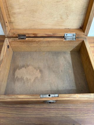 Scatole di legno antiche