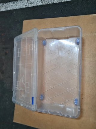 Caja de Almacenamiento Plastic Forte Baja Cama