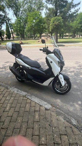 Yamaha NMAX 2025 Moto Scooter Automática