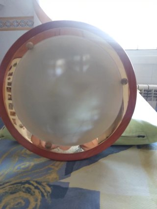 Lámpara plafón madera y metal