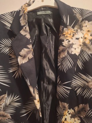 Chaqueta floral T M