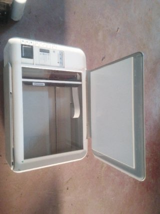 Impresora HP Multifunción  No tiene cable