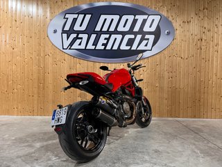 Ducati Monster 1200