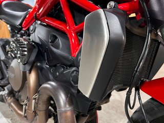 Ducati Monster 1200