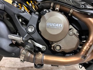 Ducati Monster 1200