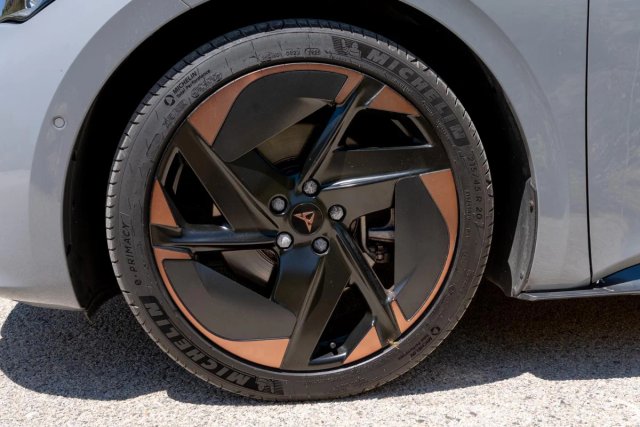CUPRA Born 2022