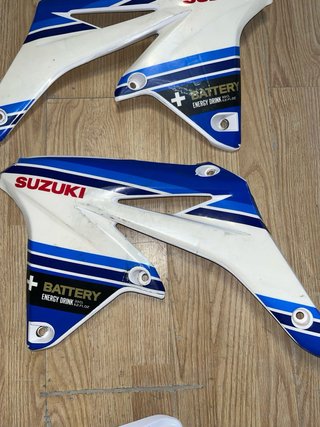 Kit Plásticos Suzuki RMZ 250