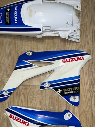 Kit Plásticos Suzuki RMZ 250