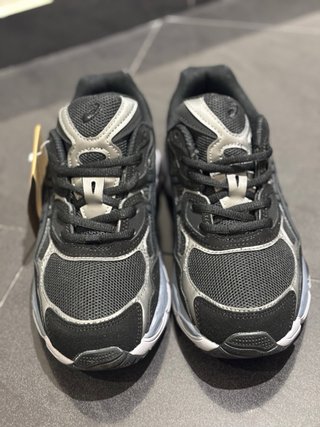 Asics Gel NYC Talla 40 Nuevas