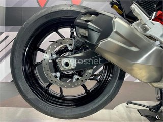 BMW F 900 R Versión 2020