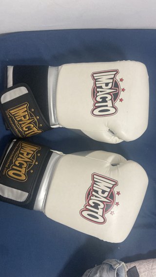 Guantes de Boxeo Impacto Blancos
