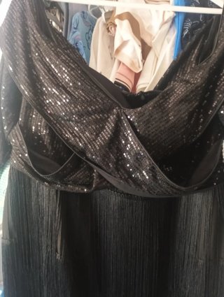 Vestido de fiesta lentejuelas y flecos