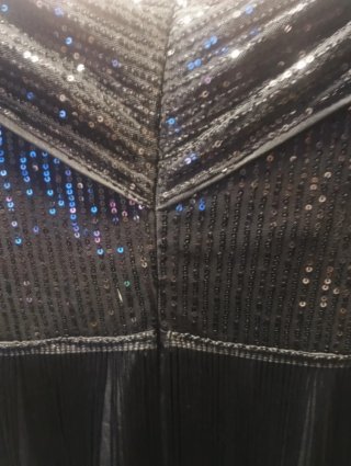 Vestido de fiesta lentejuelas y flecos