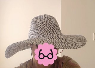 Cappello a falda larga con fantasia