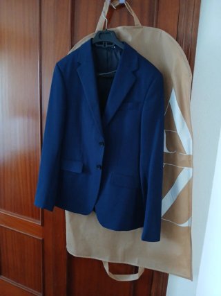 Traje de chico azul