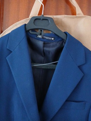 Traje de chico azul