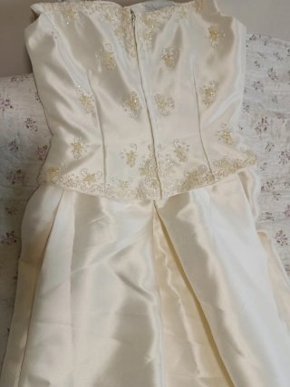 Vestido de novia con velo. Patrick talla 40