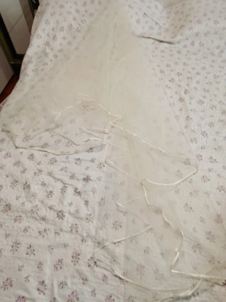 Vestido de novia con velo. Patrick talla 40