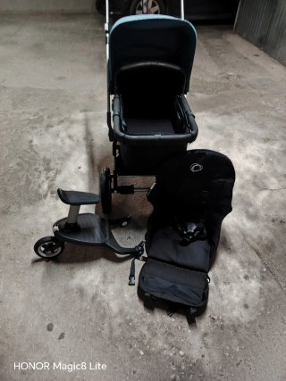 Carrito Bugaboo con patinete