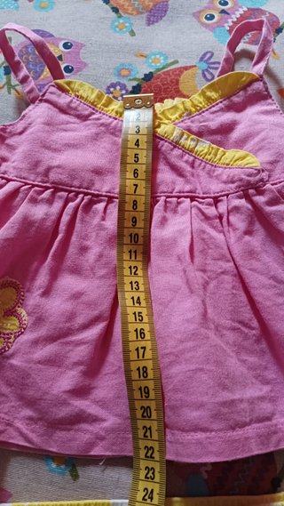 Conjunto niña 12 meses: top, pantalón y gorro