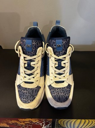 Zapatillas Michael Kors Beige y Azul