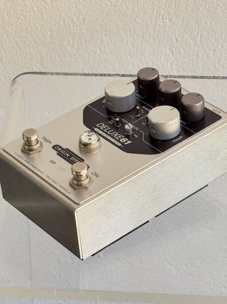 Origin Effects DELUXE 61 preamp y tremolo